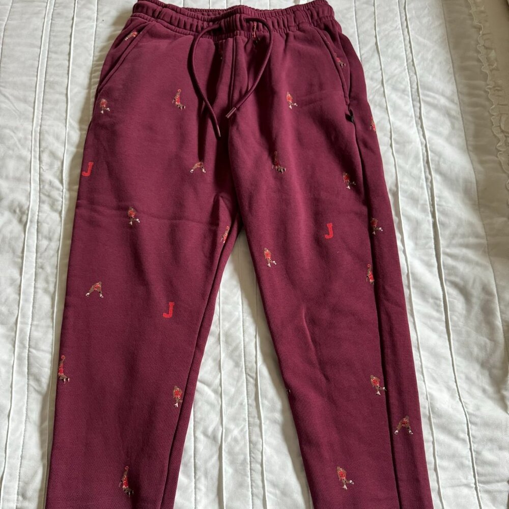 Nike Air Jordan MJ Essentials All Over Print Pants Cherry Wood Red Size Small